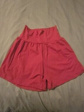 HALARA High-Waist Red Softly Airy Shorts